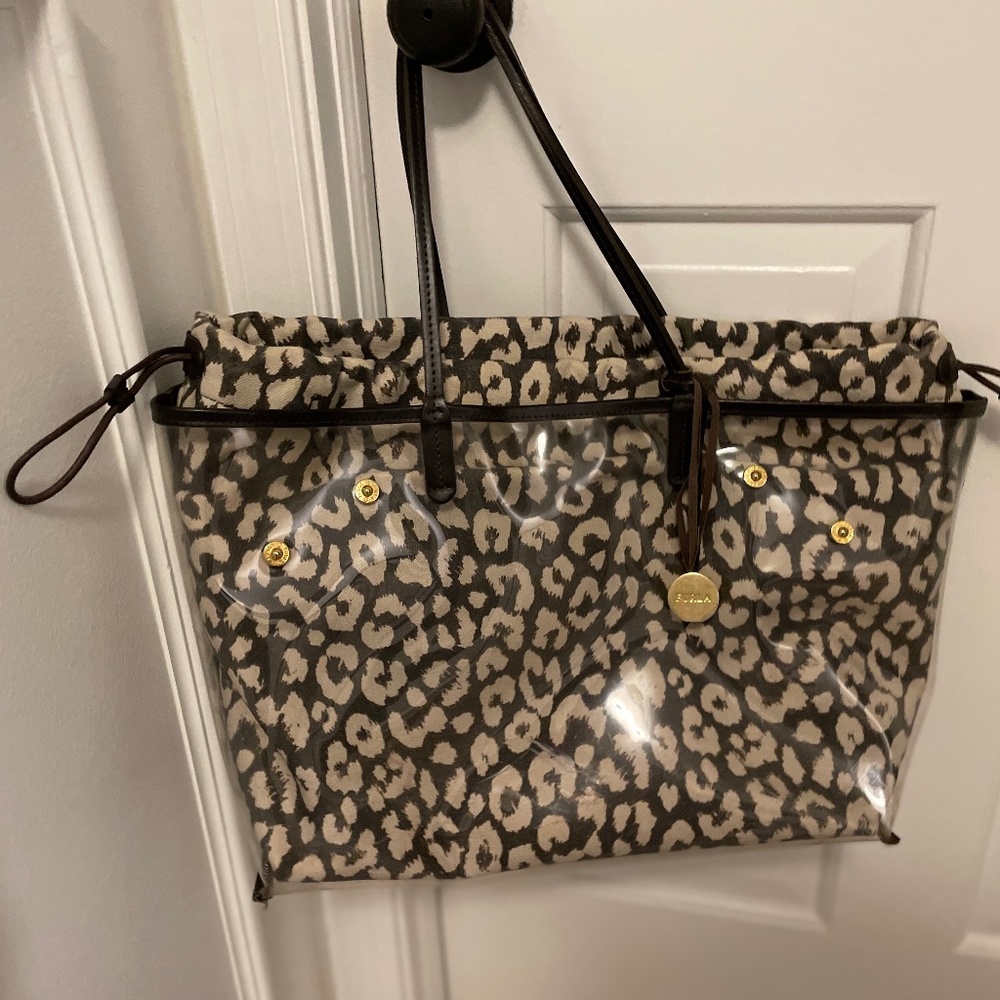 Gorgeous women’s Furla Shoulder Bag